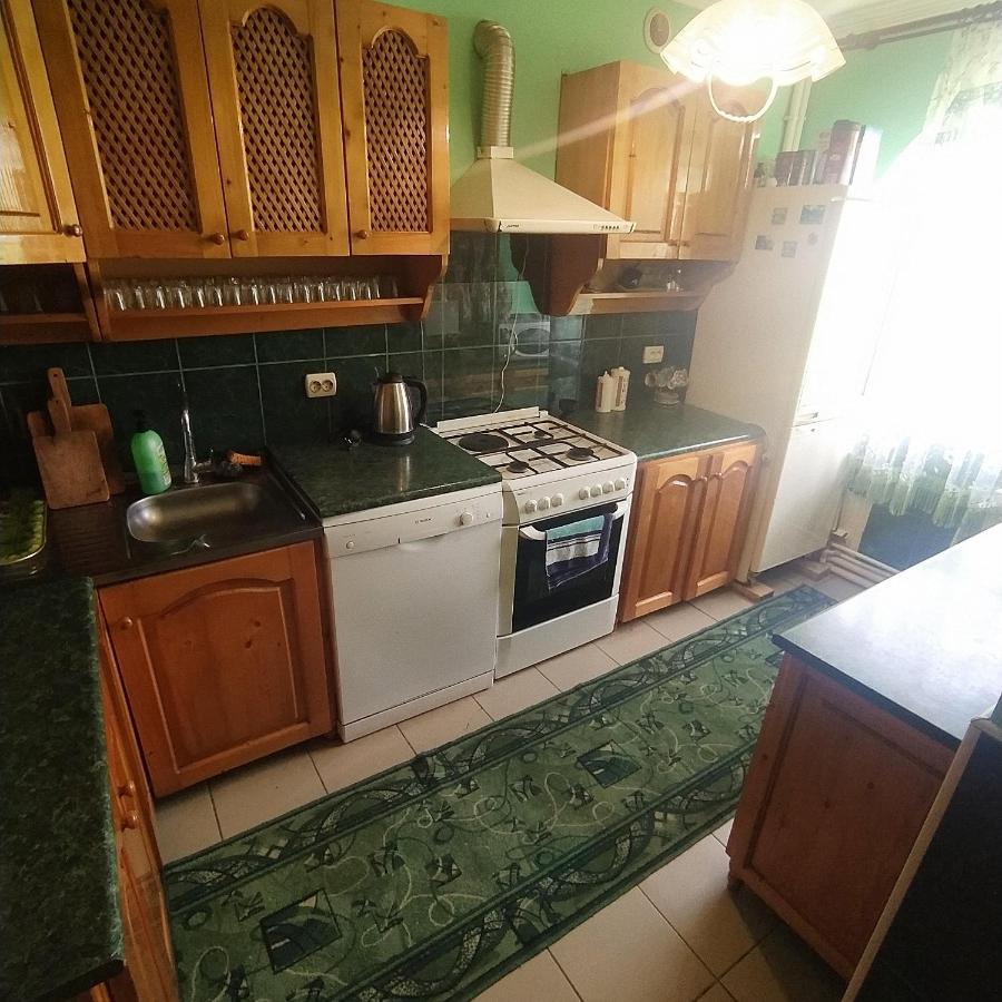 Мальва Apartment Lazeshchyna Bagian luar foto