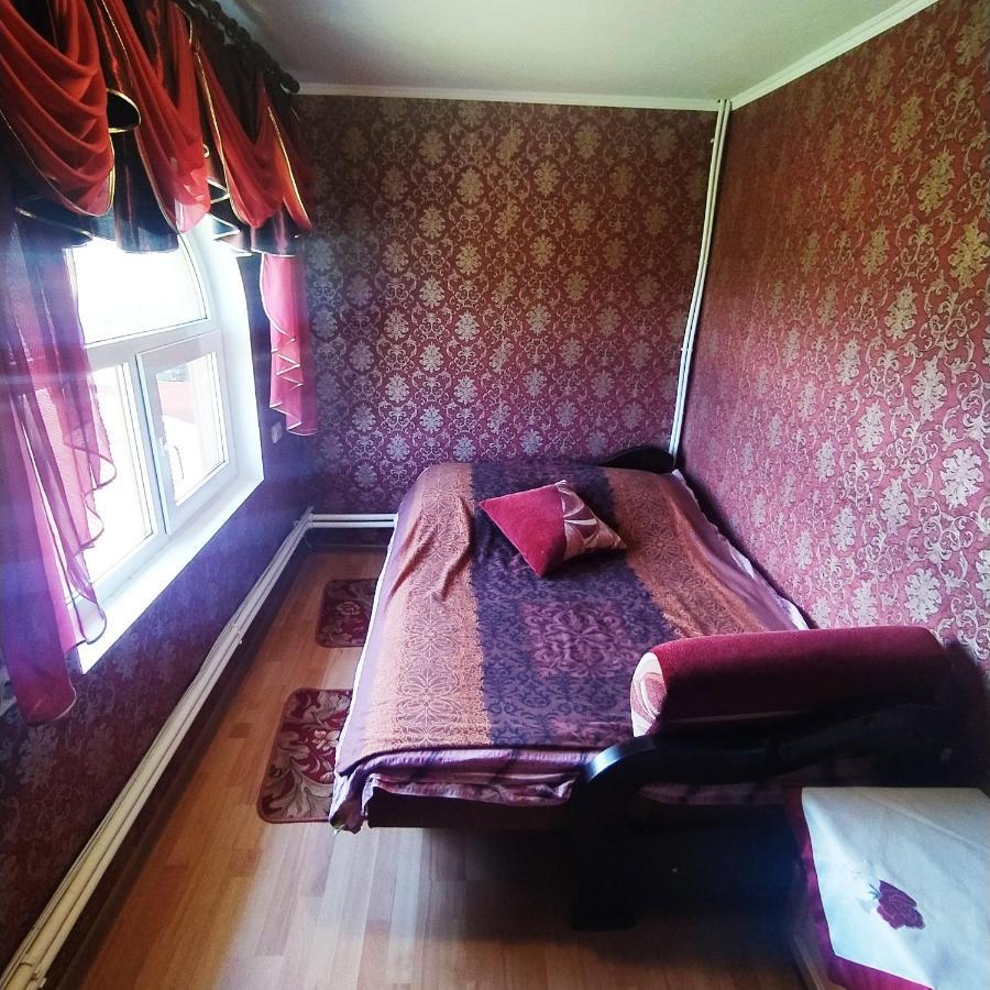 Мальва Apartment Lazeshchyna Bagian luar foto